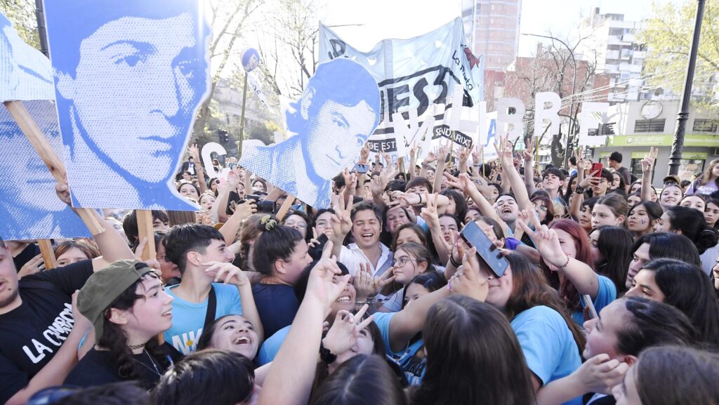 Kicillof marchó en La Plata por los 49 años de la Noche de los Lápices: memoria, política y territorio