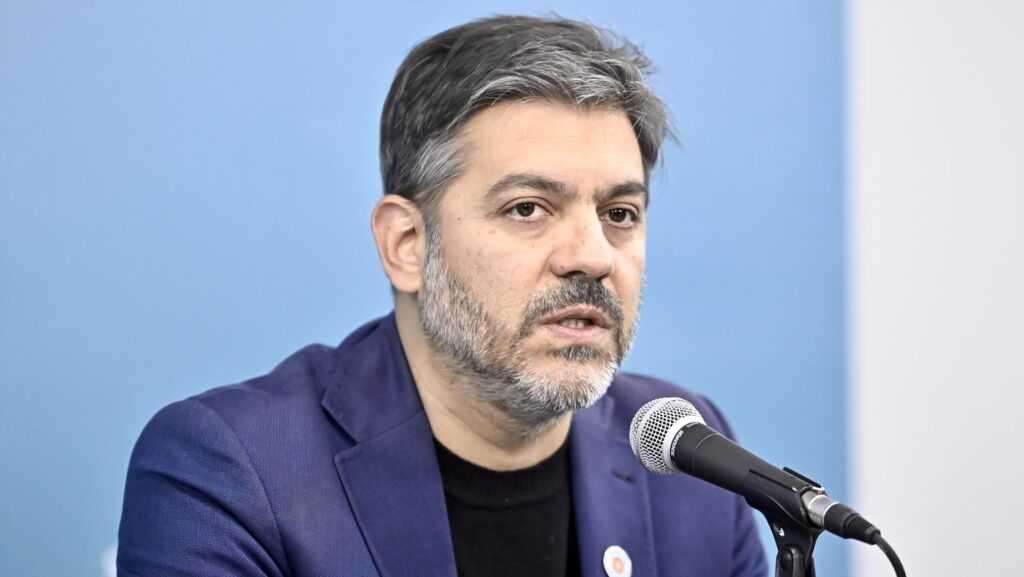 Bianco salió a cruzar a Máximo: «Si querés, no lo llamemos frente anti Milei, pero que se le oponga»