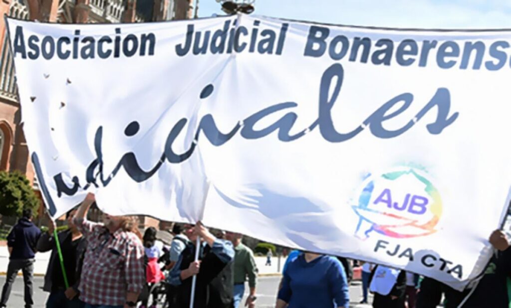 Acuerdo forzado: los judiciales aceptaron la oferta salarial y le marcaron límites al Gobierno