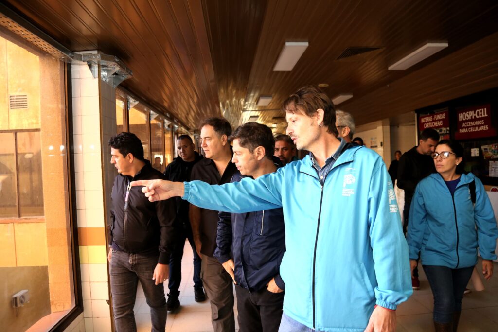 Kicillof recorrió las zonas afectadas tras el temporal