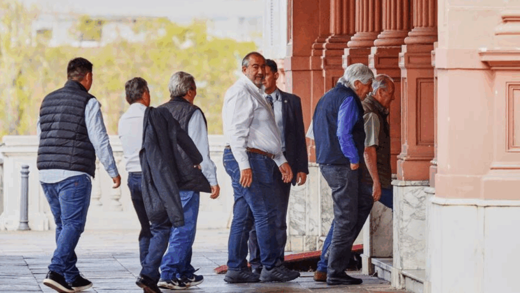 Paritarias por mérito: el modelo que el Gobierno quiere imponer y que la Constitución prohíbe