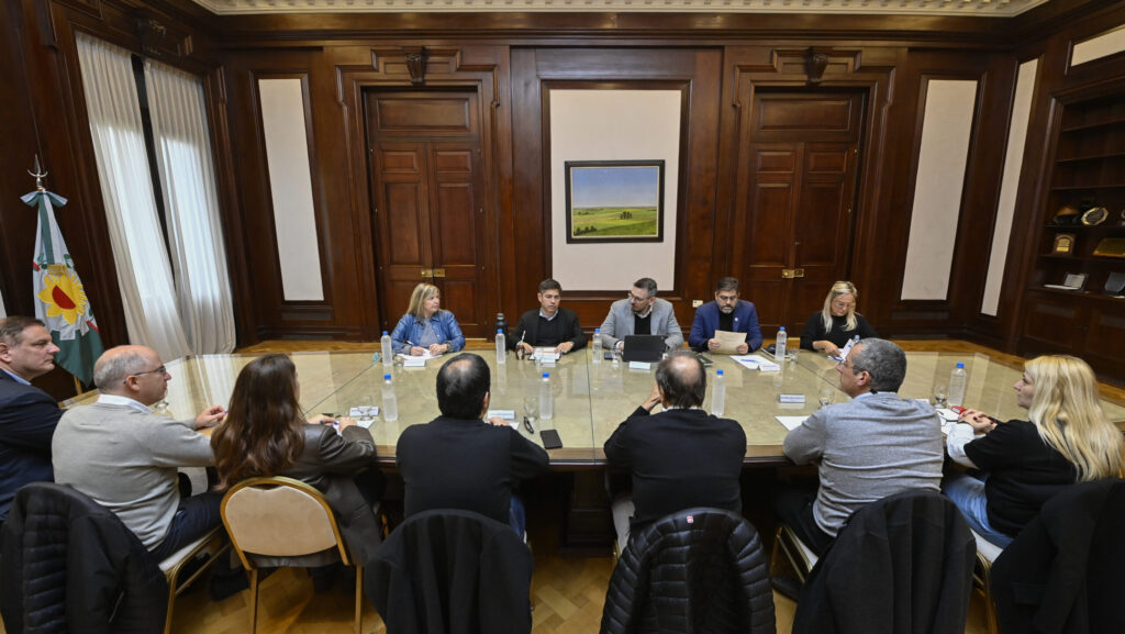 Kicillof reunió al MDF en Gobernación y prepara lanzamientos en La Plata y San Martín