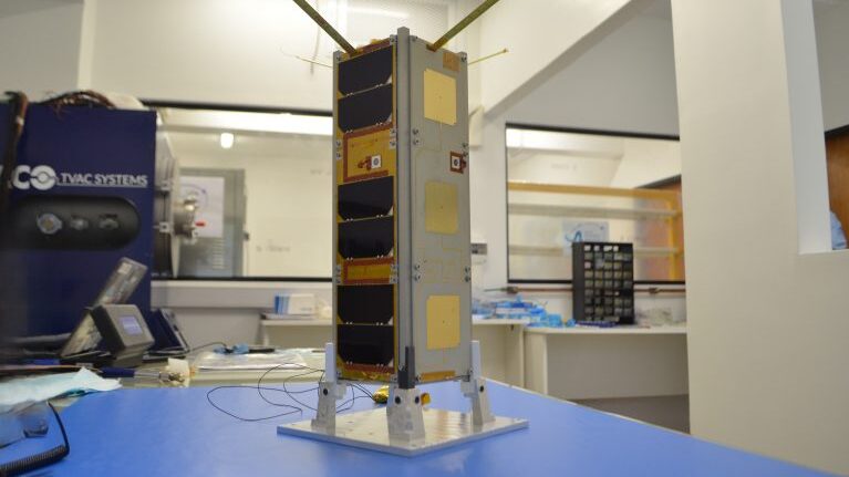 La UNLP puso en órbita su satélite USAT-1 y ya planifica el USAT-2