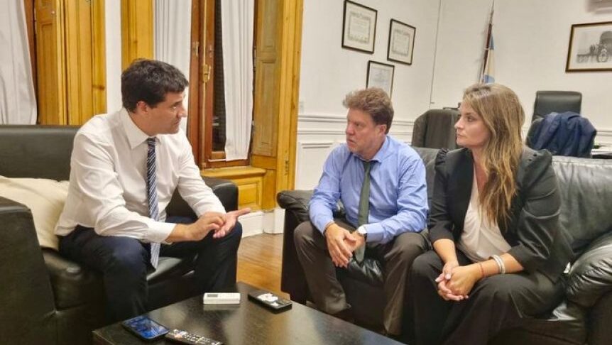 La UCR bonaerense impulsa la Boleta Única de Papel como eje de la reforma política