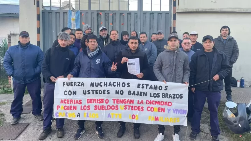 Acerías Beriso en pie de lucha: trabajadores cortan la calle para frenar el vaciamiento