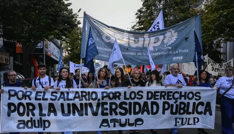 Docentes de la UNLP profundizan su plan de lucha con paros escalonados en el segundo cuatrimestre