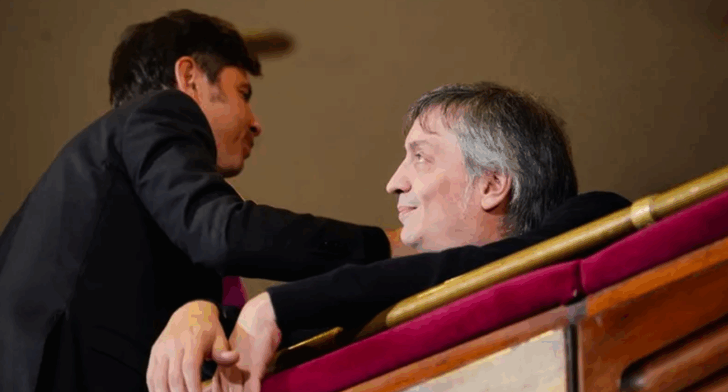 Kicillof se mantiene en silencio tras las críticas de Máximo, pero crece el malestar en el peronismo