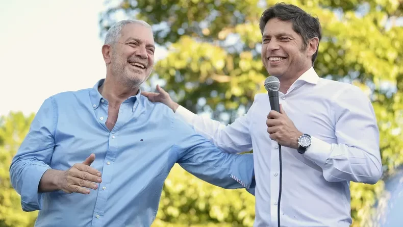 Kicillof busca instalar candidato propio en PBA mientras crece la presión por el desdoblamiento