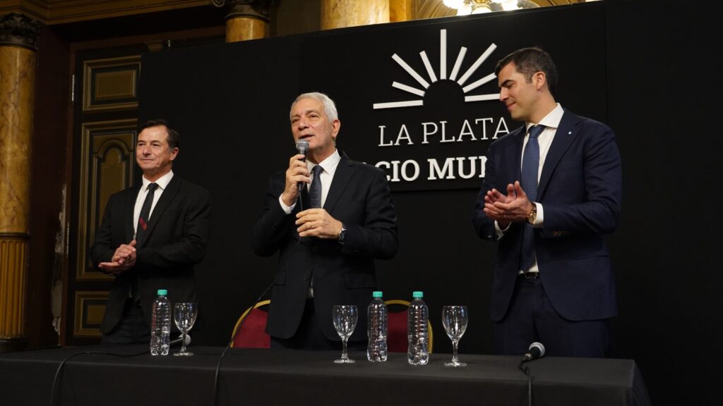 Alak abrió su oficina diplomática: Lipovetzky y Marcos Urtubey al frente de la apuesta internacional de La Plata