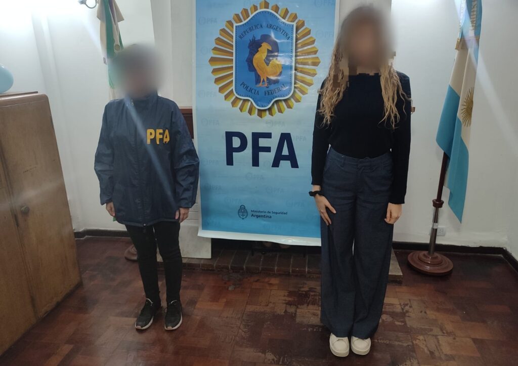 Hubo allanamientos en La Plata: Tres detenidos por el ataque con excremento a la casa de José Luis Espert