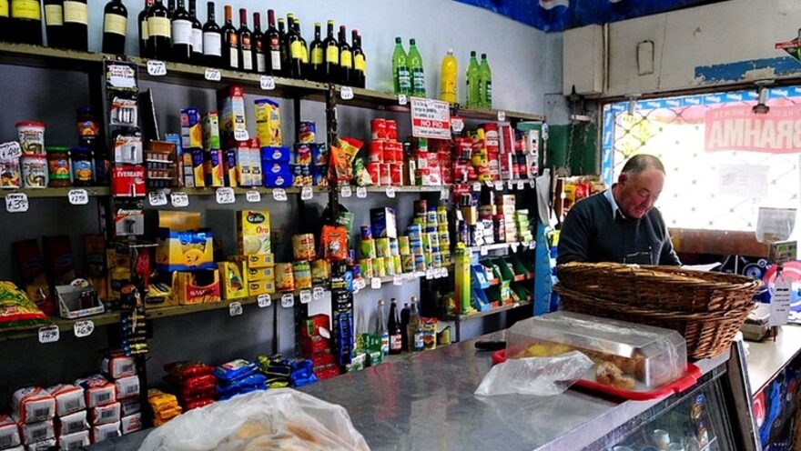 Canasta alimentaria en La Plata: los productos de almacén lideran las subas