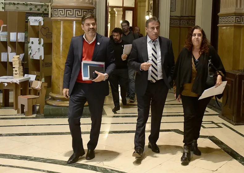 A las 14 venció el cierre de listas: tensión, más rosca y un fuerte operativo policial