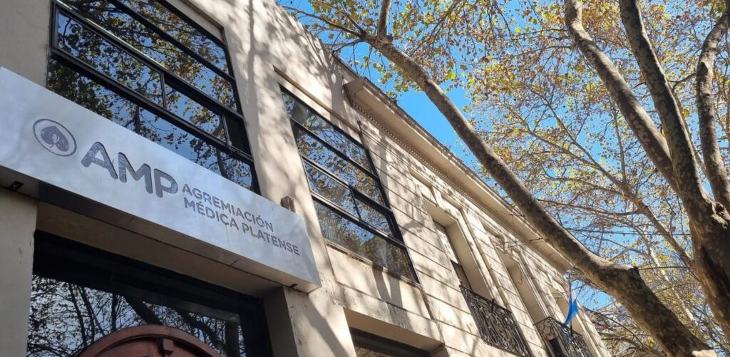 Crisis en IOMA: la Agremiación Médica Platense denunció una deuda de $900 millones y amenaza con nuevas medidas de fuerza