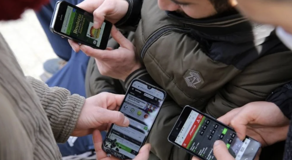 Apuestas online en el Mundial: la Provincia lanza alertas y La Plata, entre las sedes de asistencia