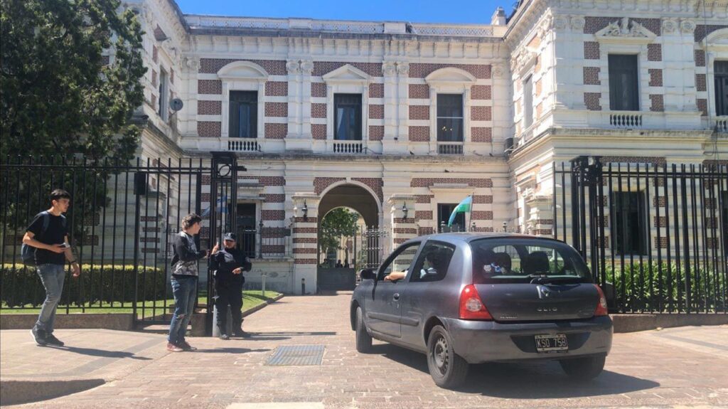 Kicillof afinó con intendentes la pulseada por la conducción partidaria: supervisaron la junta de avales y la estrategia