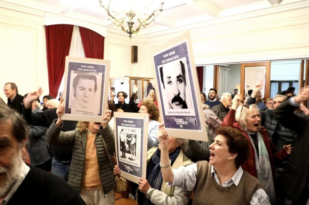 Trece genocidas condenados en La Plata: el juicio que incomoda al gobierno de Milei