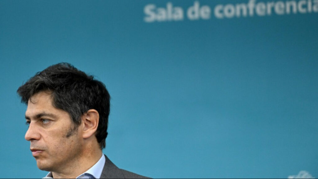 La semana política: Kicillof, entre Santilli y el fuego amigo