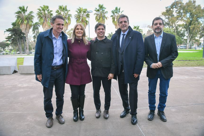 Kicillof y Massa relanzan la campaña en la Primera con una ofensiva “puerta a puerta” para frenar a Milei