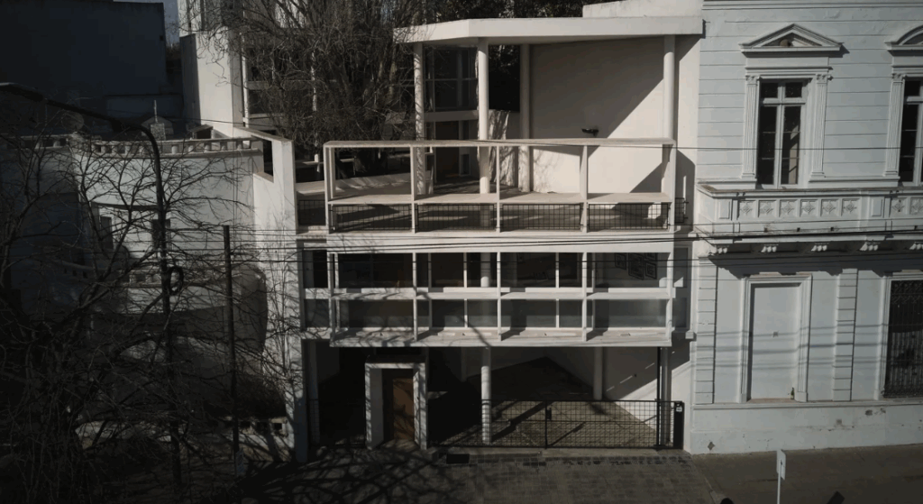 Fuerte interna entre arquitectos por la compra de la Casa Curutchet