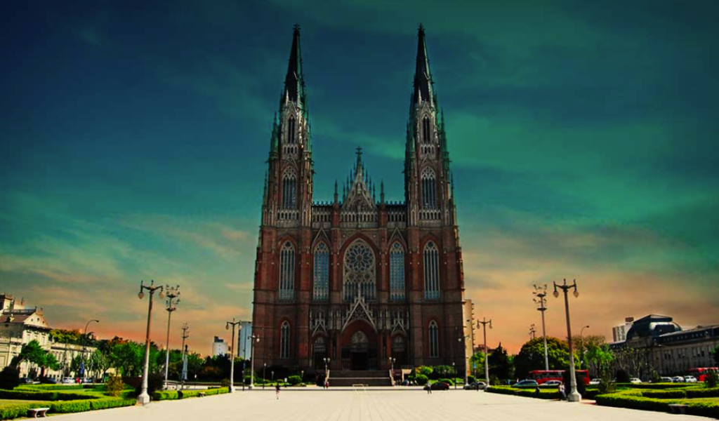 Municipio y Provincia coordinan una agenda conjunta para preservar la Catedral de La Plata