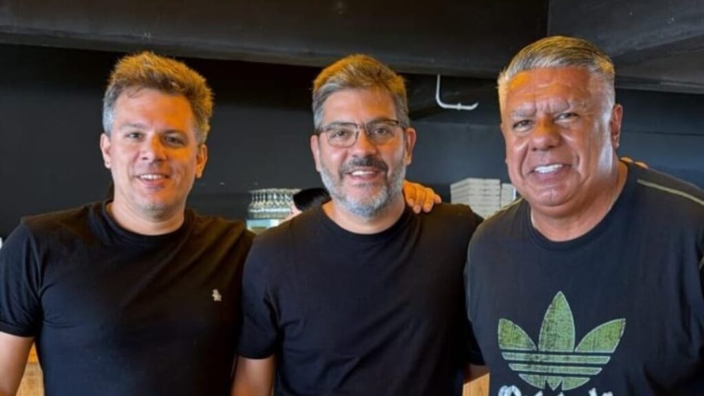 Tapia se fotografió con hombres de Kicillof en plena tormenta judicial