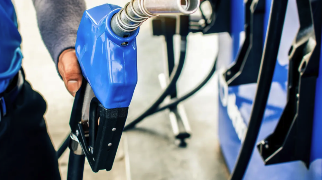 Combustibles: la nafta subió hasta 63% en un año y ya duplica a la inflación