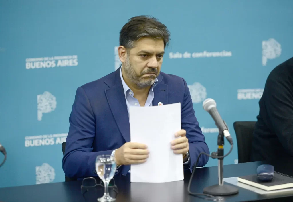 Crisis financiera en los municipios: pagan salarios en cuotas y hay alerta por el aguinaldo