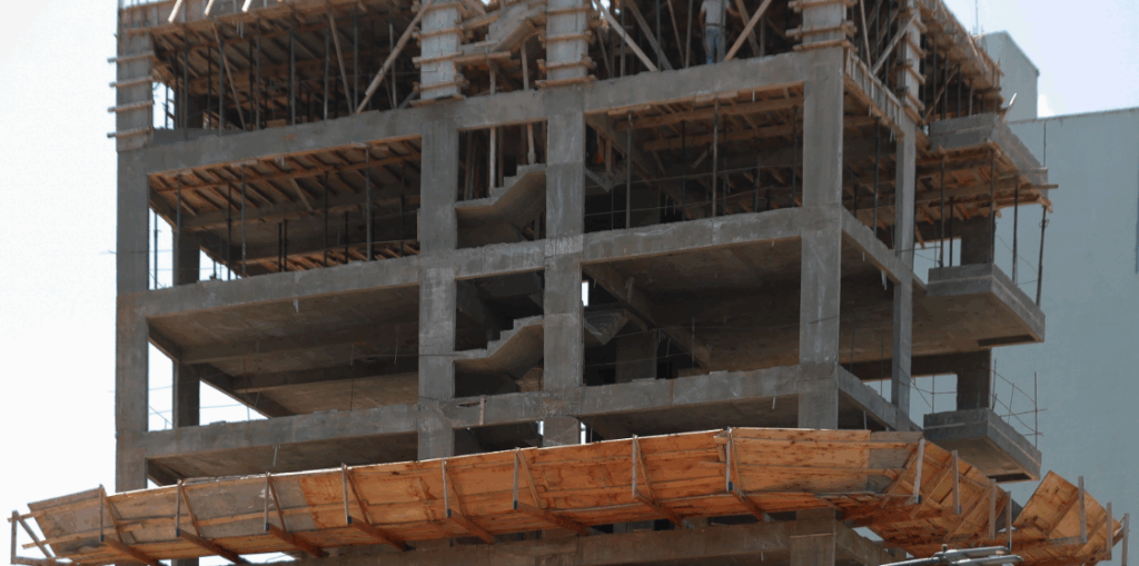 Crece la tensión por el nuevo COU: vecinos y constructores cuestionan partes de la reforma