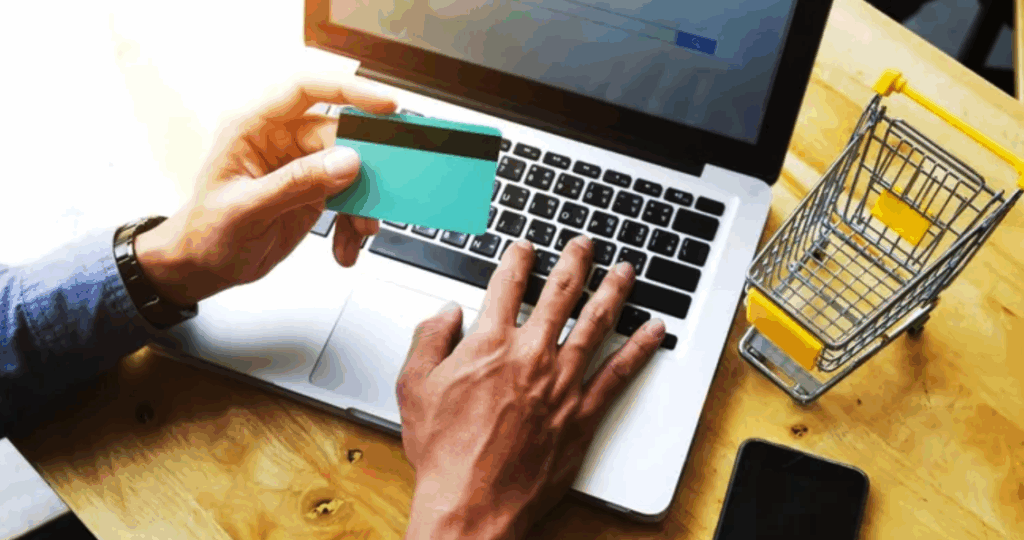 CyberMonday 2025: el consumo en picada que desnuda la crisis de la clase media argentina