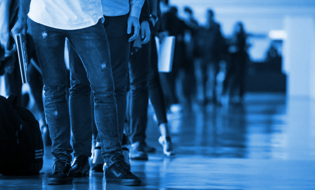 “Desempleo blue”: advierten que la desocupación real en Argentina podría duplicar la cifra oficial