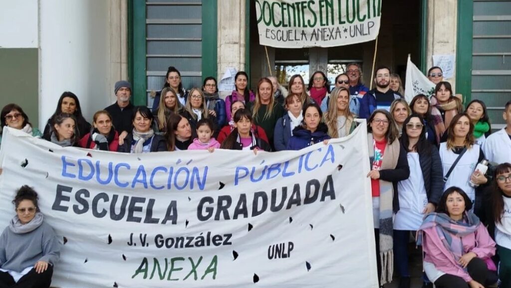 Padres de la Anexa judicializarán el conflicto por los paros en la UNLP