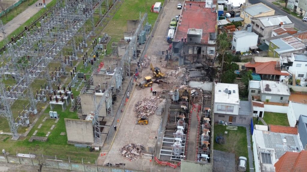 Actualización: todavía hay 18.100 hogares sin luz en La Plata y EDELAP despliega generadores en 16 puntos de la ciudad