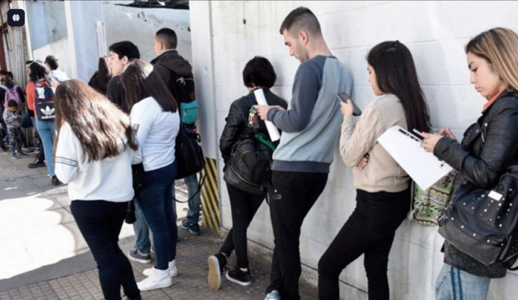 Reforma laboral: los datos que agravan la crisis del empleo joven