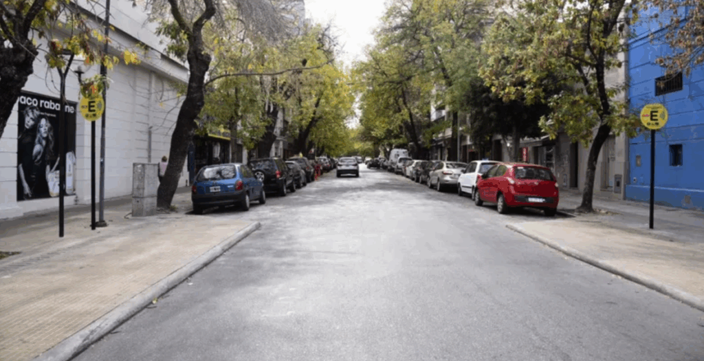 Viernes no laborable en La Plata: cómo funcionarán bancos, escuelas y servicios municipales