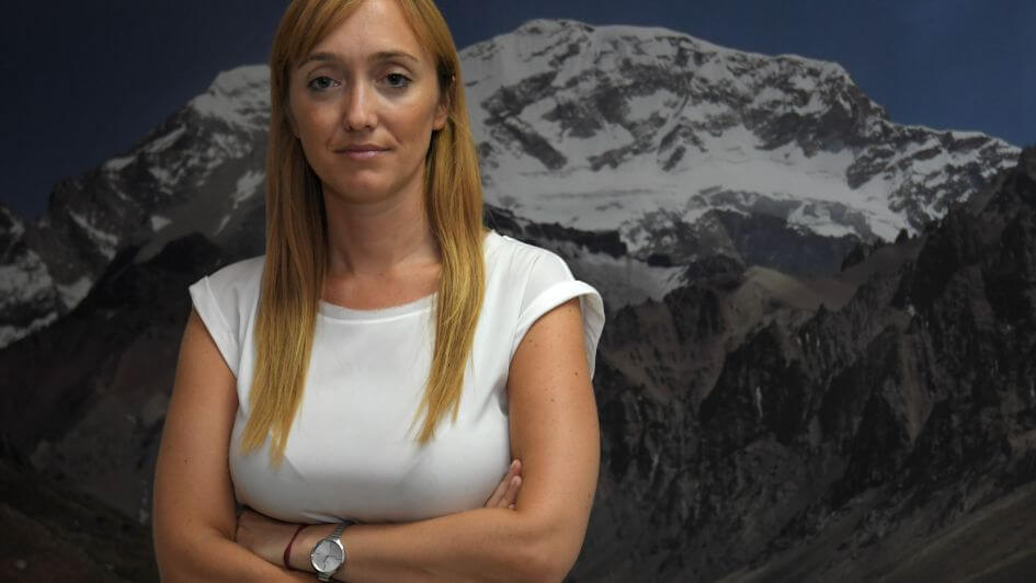 Tierras: Fernández Sagasti no puede viajar al Senado y el reglamento le cierra todas las puertas