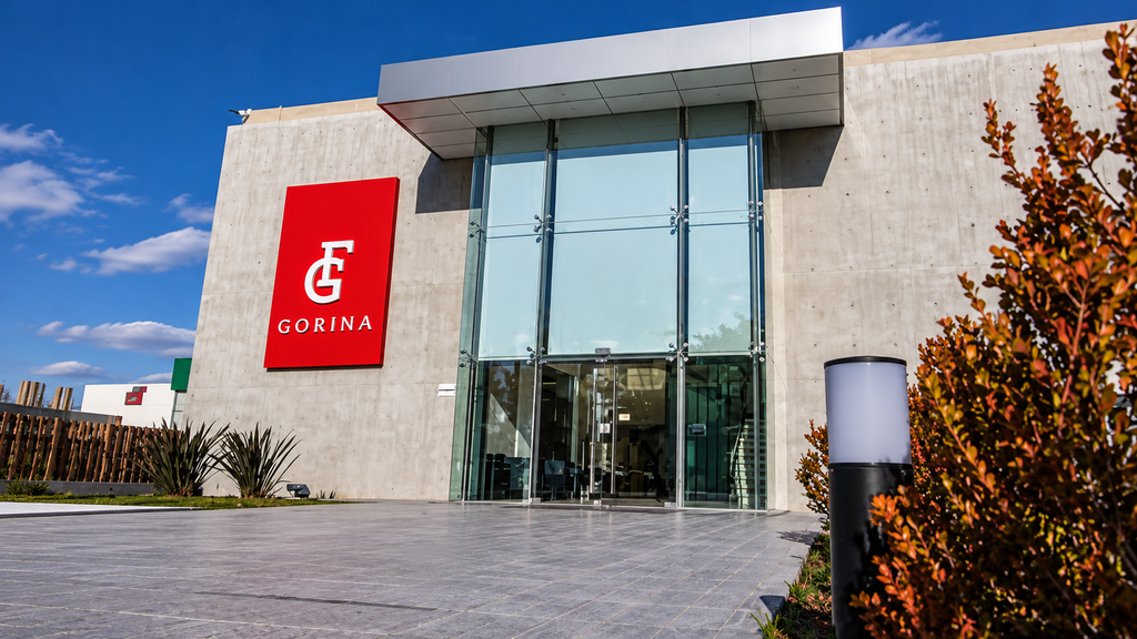 Un grupo comando asaltó el Frigorífico Gorina: siete delincuentes armados, dos empleados golpeados y dos cajas fuertes robadas