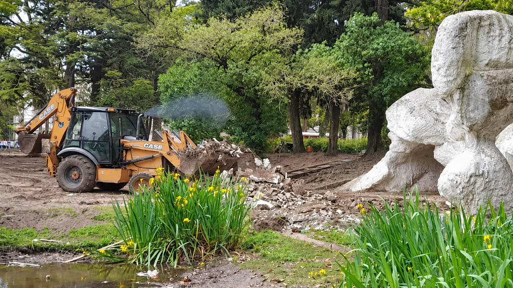 La polémica por las obras en el Paseo del Bosque: ambientalistas denuncian demolición y la Municipalidad lo desmiente