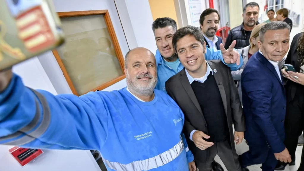 Kicillof apuntó contra Milei por la suba de combustibles: «El Estado decide no hacer absolutamente nada»