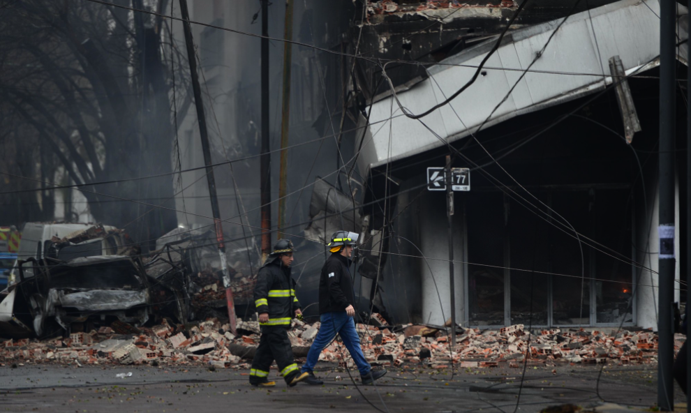 Incendio de Aloise: analizan si fue intencional, advierten por riesgos edilicios y suman pérdidas millonarias