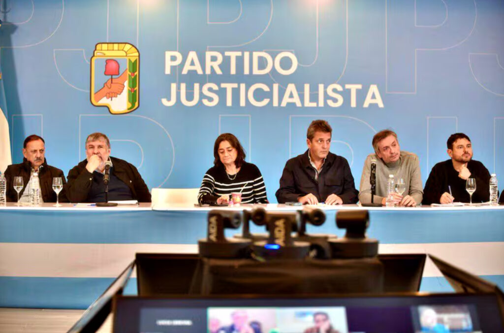Cumbre del PJ: Habrá una masiva marcha para acompañar a Cristina el próximo miércoles