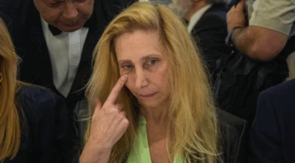 Alarma en el oficialismo por el desplome de la imagen de Karina Milei
