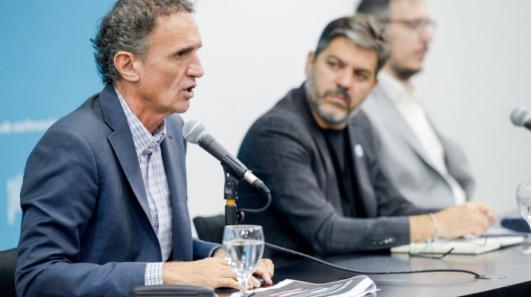A contrarreloj: intendentes y negociadores definen las listas en la Provincia