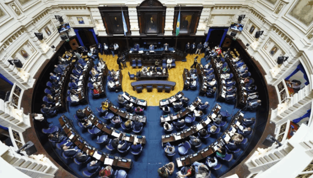 Proponen límites a los sueldos de intendentes y concejales en la Provincia de Buenos Aires