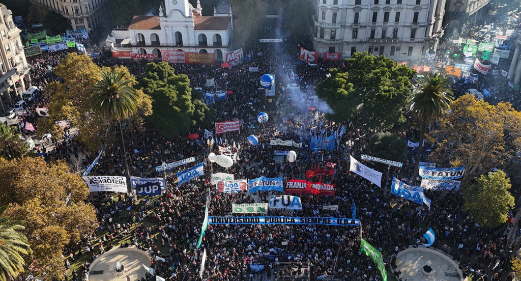 Con el Gobierno bajo presión judicial, la UNLP marcha al Congreso por quinta vez