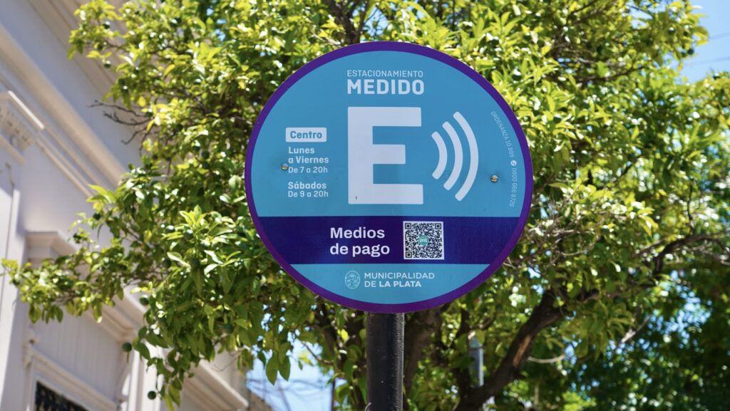 Estacionamiento medido: vuelve el horario completo y refuerzan los controles con cámaras