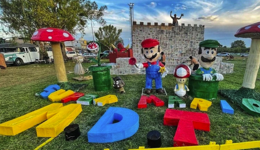 Muñecos de Fin de Año en La Plata: los 22 momos autorizados, homenajes a Kim Gómez y el conflicto con el Municipio