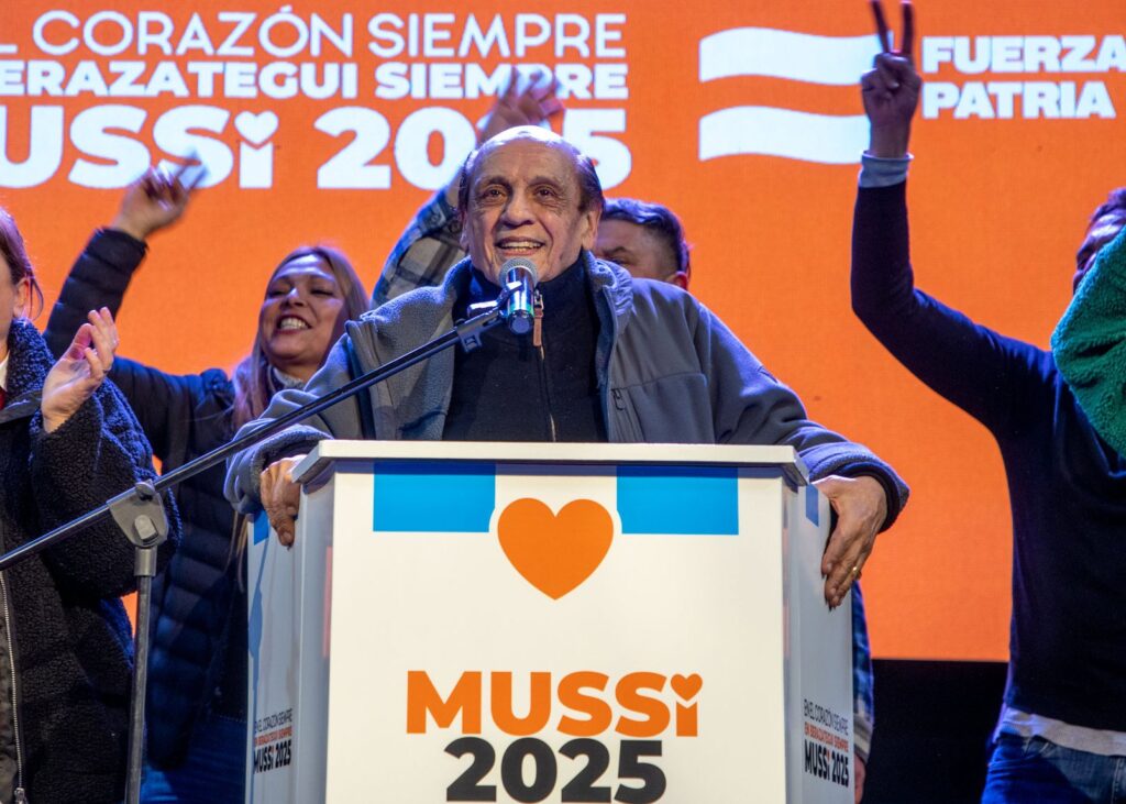 Murió Juan José Mussi, histórico intendente de Berazategui y referente del peronismo bonaerense. Cristina Kirchner, Axel Kiiclllof y Julio Alak expresaron su pesar.