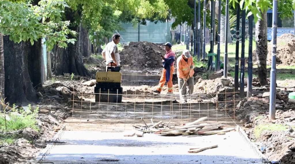 La resistencia vecinal al Parque Saavedra escala: asamblea, firmas y concejales que le piden cuentas al municipio