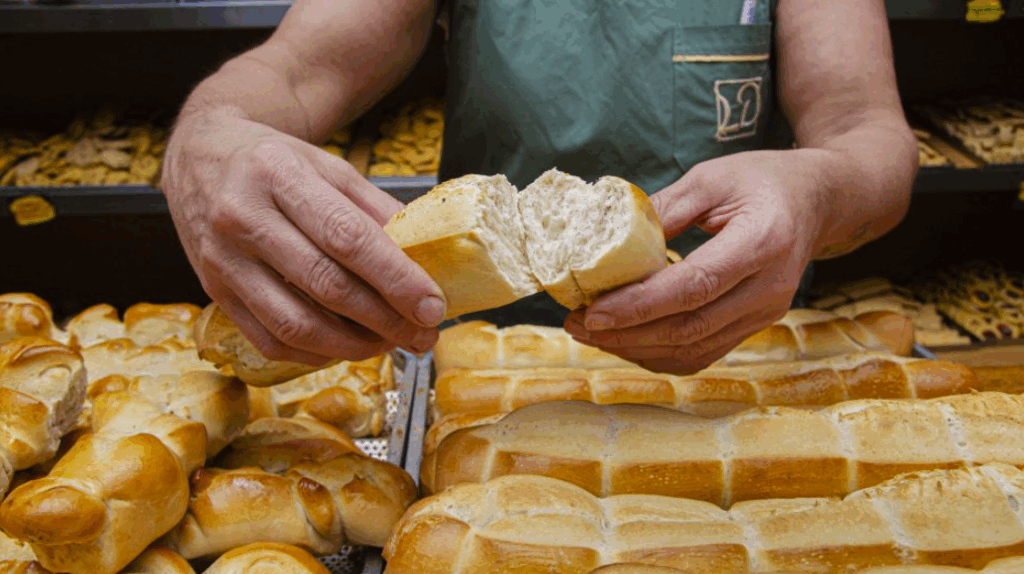 Sube el pan otra vez: panaderos alertan por aumentos de hasta el 100% en insumos y caída en las ventas