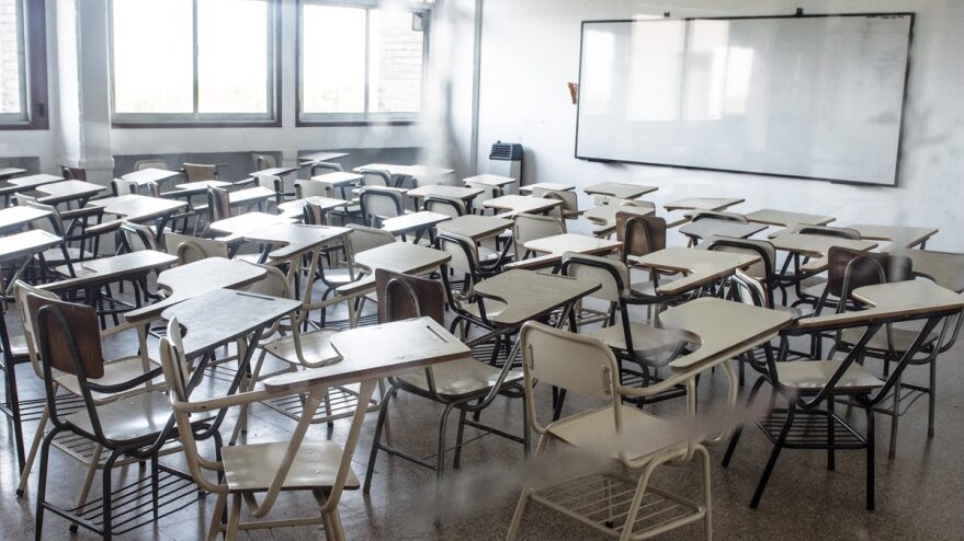 La UNLP inició la semana con un nuevo paro docente en reclamo de mejoras salariales
